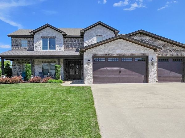119 Caroline Way, Muscle Shoals, AL 35661
