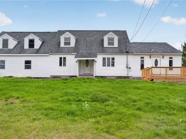 340 Chesbro Road, Pennellville, NY 13132