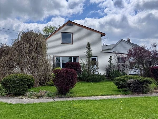 4801 N Bailey Avenue, Buffalo, NY 14226