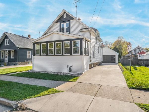 1421 CEDAR STREET, Oshkosh, WI 54901