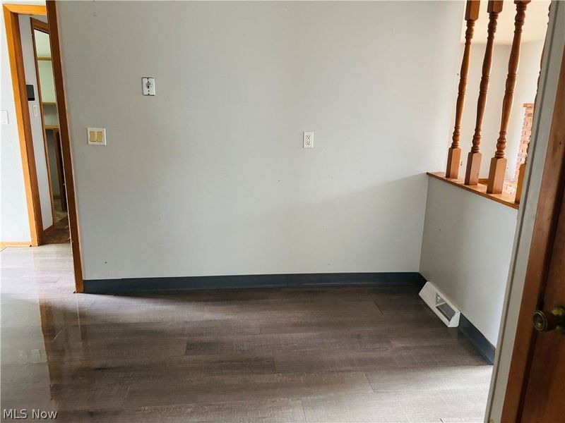 24401 Russell Avenue, Euclid, OH 44123 Photo 11
