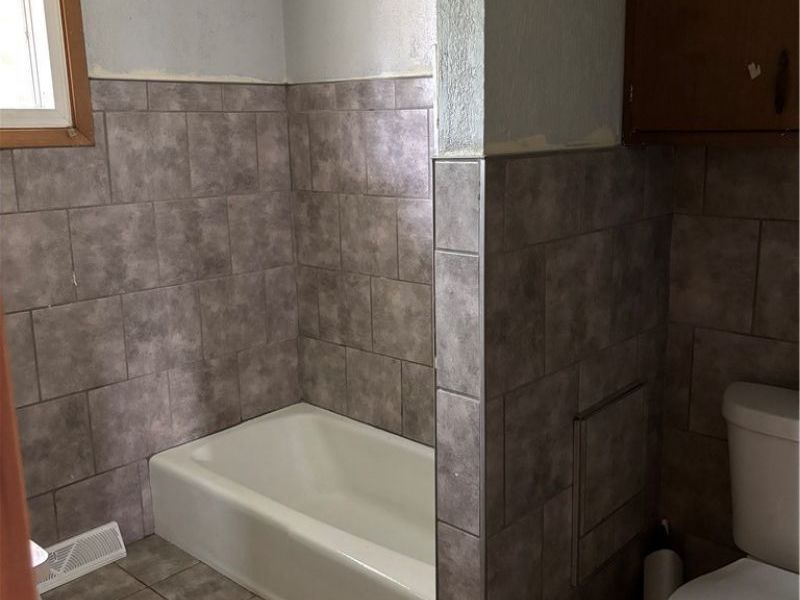 24401 Russell Avenue, Euclid, OH 44123 Photo 13