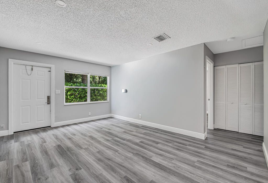 7521 NW 44th Court, Coral Springs, FL 33065 Photo