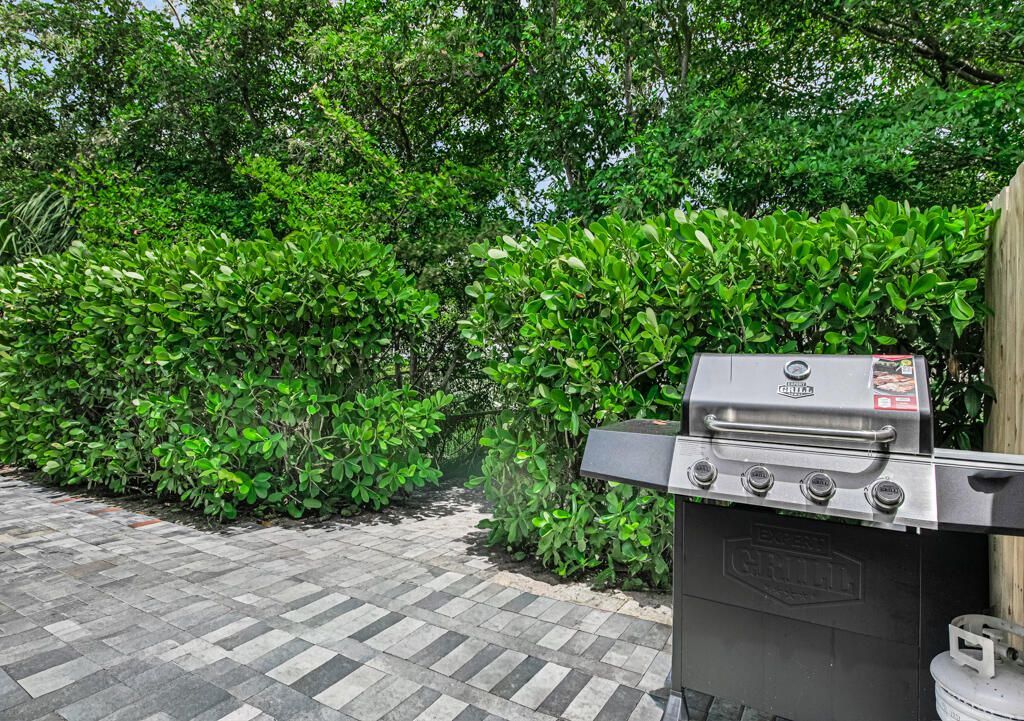 7521 NW 44th Court, Coral Springs, FL 33065 Photo
