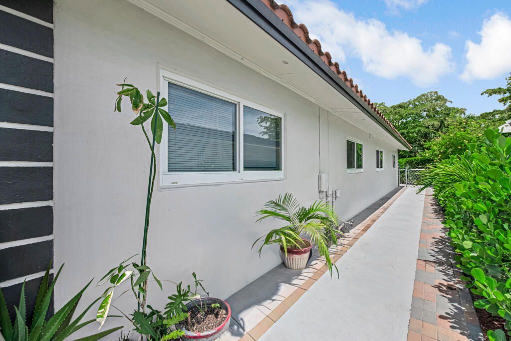 7521 NW 44th Court, Coral Springs, FL 33065 Photo