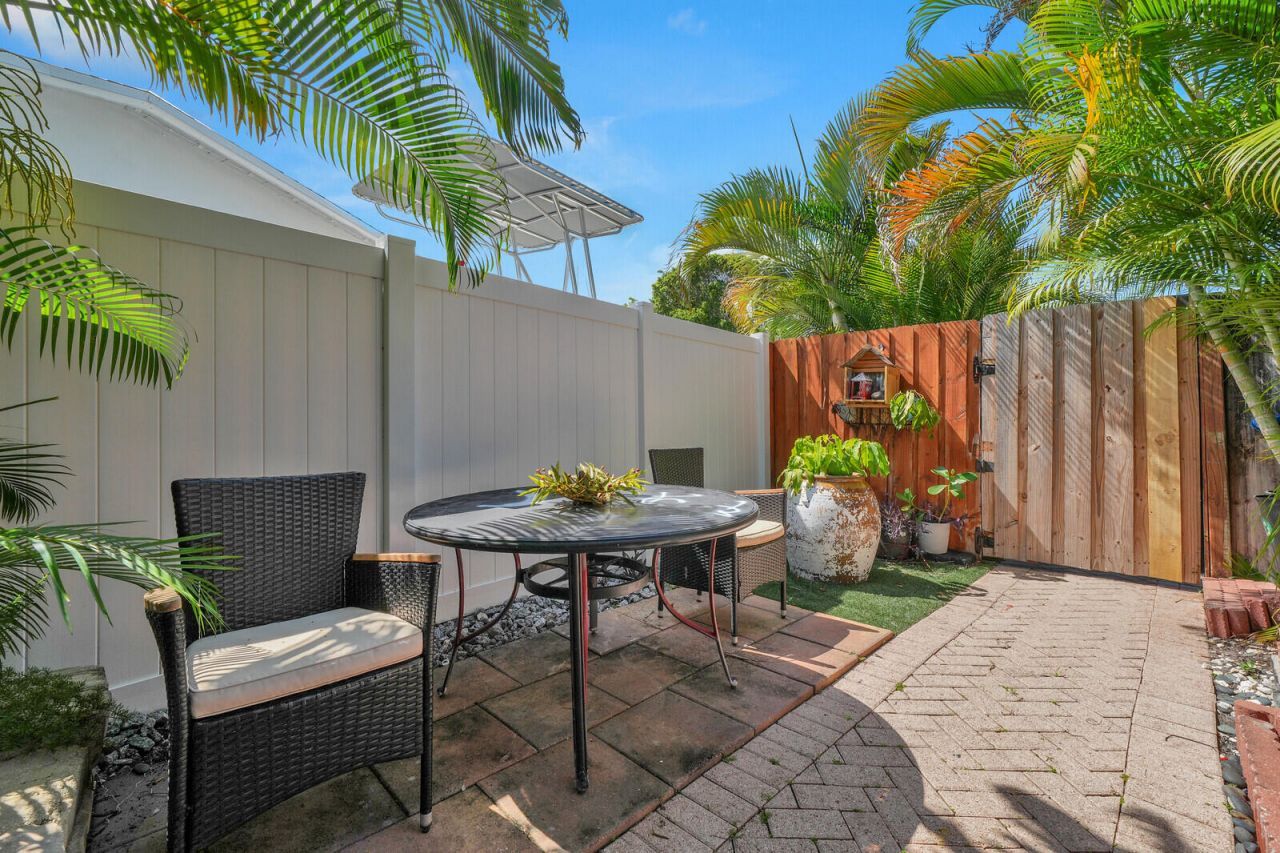 910 NE 23rd Court, Pompano Beach, FL 33064 Photo