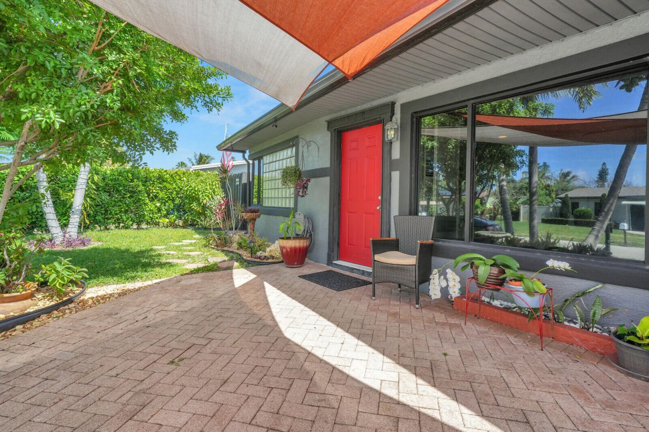 910 NE 23rd Court, Pompano Beach, FL 33064 Photo