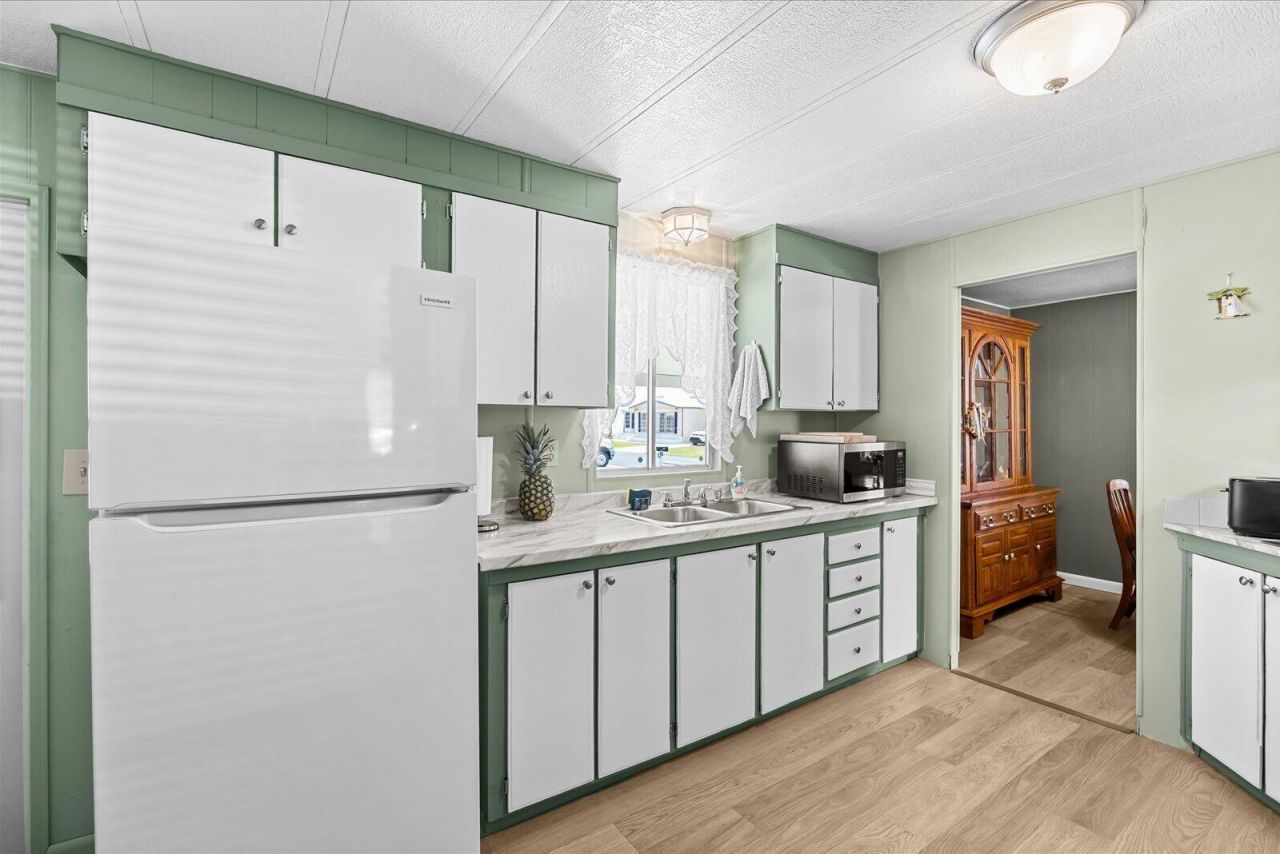 69 Manor Drive, Fort Pierce, FL 34982 Photo