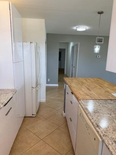 115 Lakes End Drive, Unit D, Fort Pierce, FL 34982 Photo