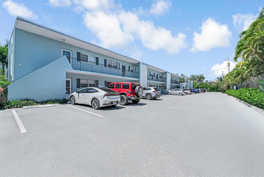 1430 S Lakeside Drive, Unit 22, Lake Worth Beach, FL 33460 Photo