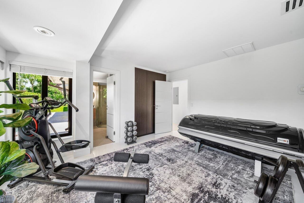 1648 Breakers West Boulevard, West Palm Beach, FL 33411 Photo