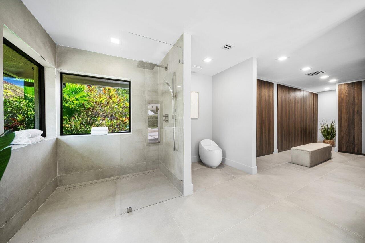 1648 Breakers West Boulevard, West Palm Beach, FL 33411 Photo
