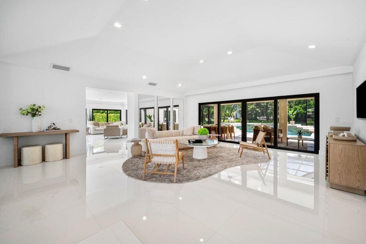 1648 Breakers West Boulevard, West Palm Beach, FL 33411 Photo