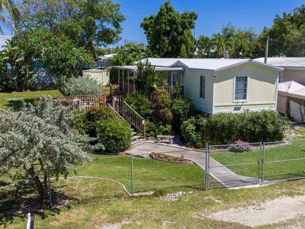 917 Plantation Road, KEY LARGO, FL 33037