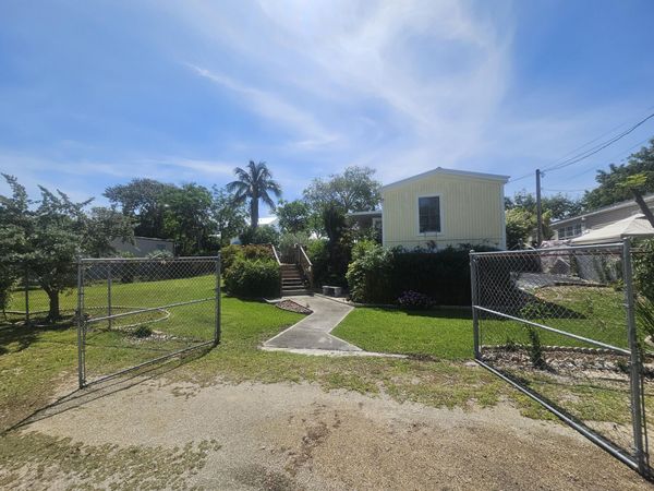 917 Plantation Road, KEY LARGO, FL 33037