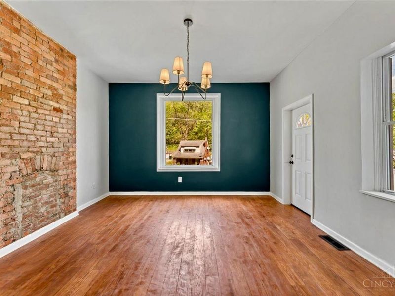 1959 Baltimore Avenue, Cincinnati, OH 45225 Photo 3
