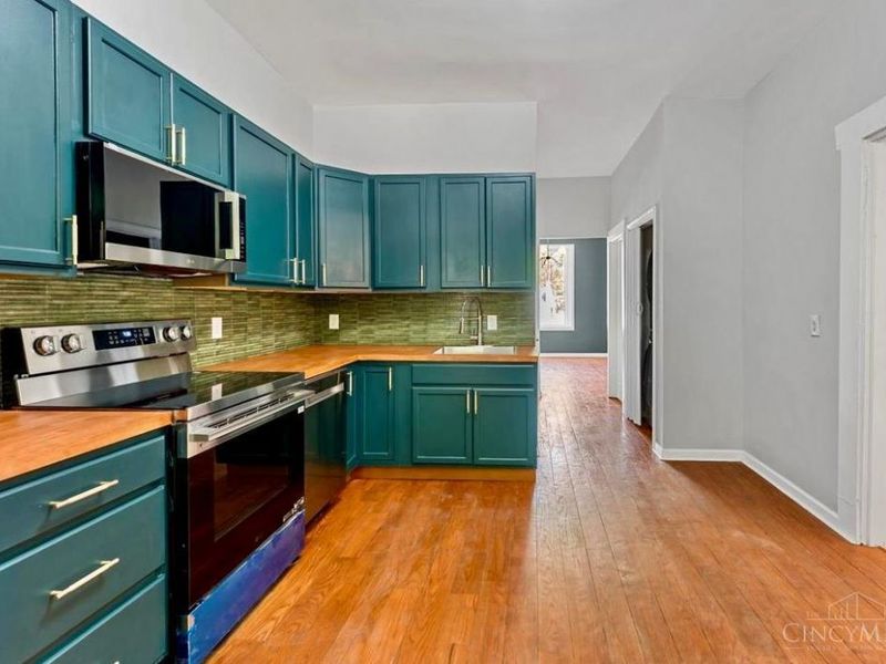 1959 Baltimore Avenue, Cincinnati, OH 45225 Photo 6