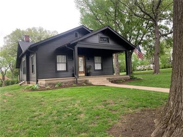 200 Bryan Street, Gower, MO 64454