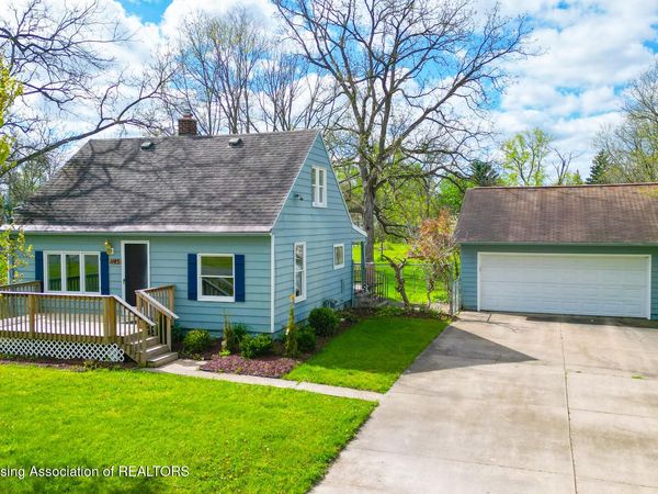 1145 W Wieland Road, Lansing, MI 48906