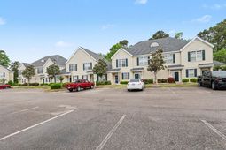 130 Scotchbroom Dr. photo 4