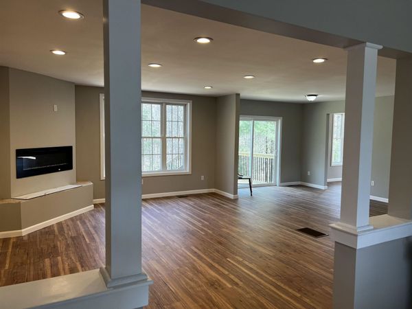 68 King Road, Chichester, NH 03258