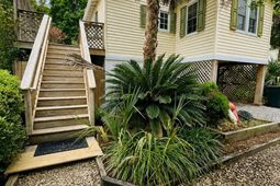 215 W Hudson Avenue photo 4