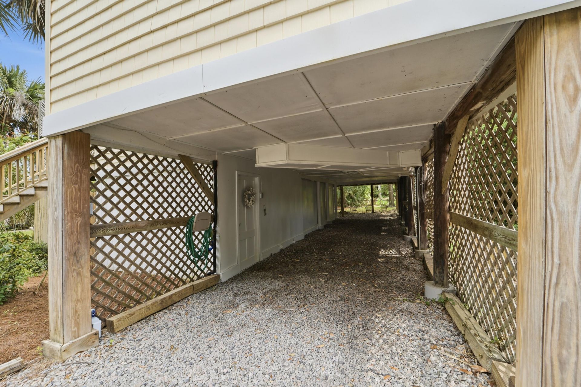 215 W Hudson Avenue Photo 33