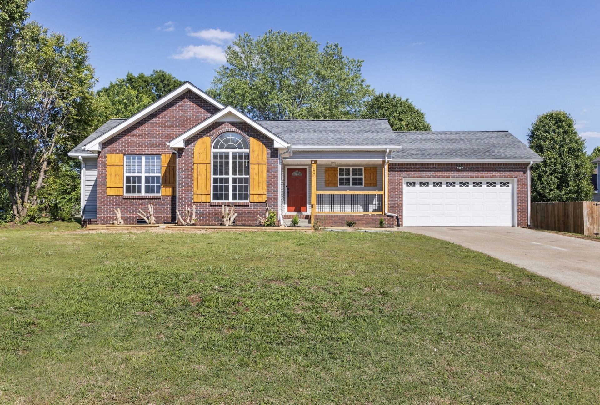 3993 Castle Bar, Clarksville, TN 37040 Main Photo