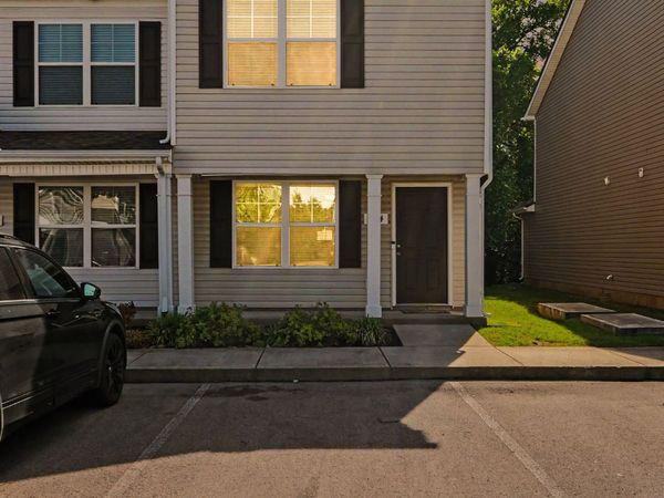 924 Tradition Trl, Murfreesboro, TN 37130