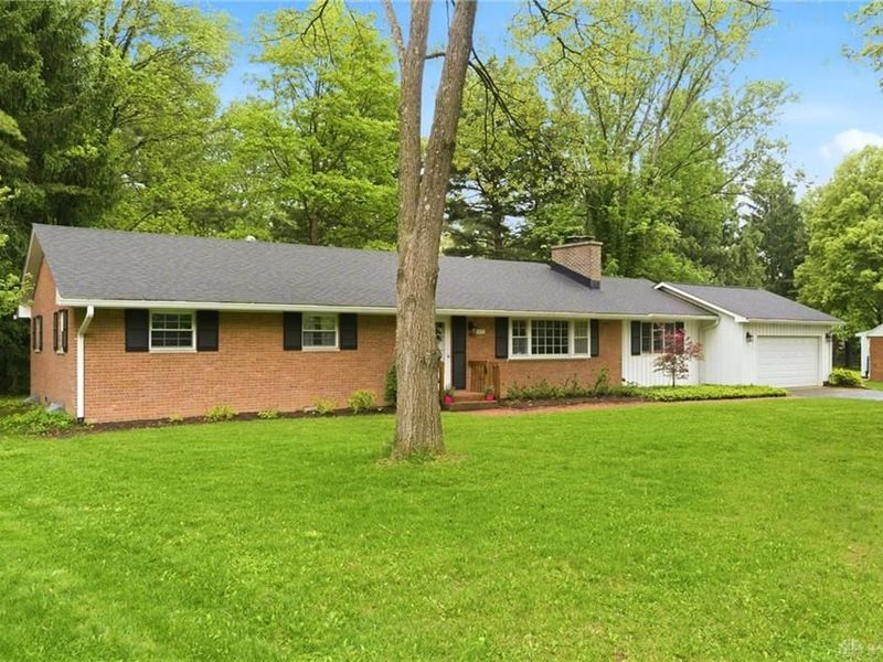 1431 Meadow Lane, Yellow Springs, OH 45387 Photo 2