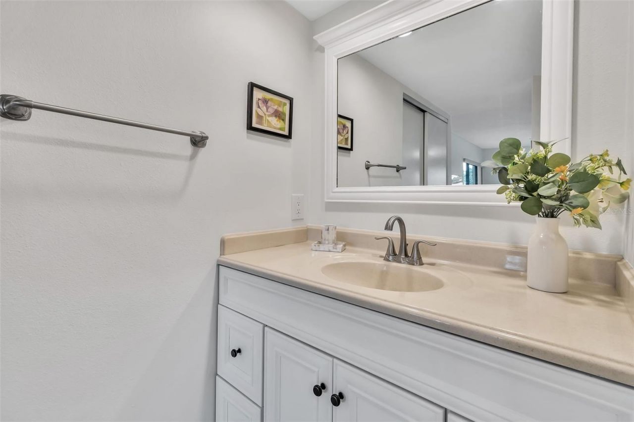 5224 Lake Village Drive, Unit 67, Sarasota, FL 34235 Photo
