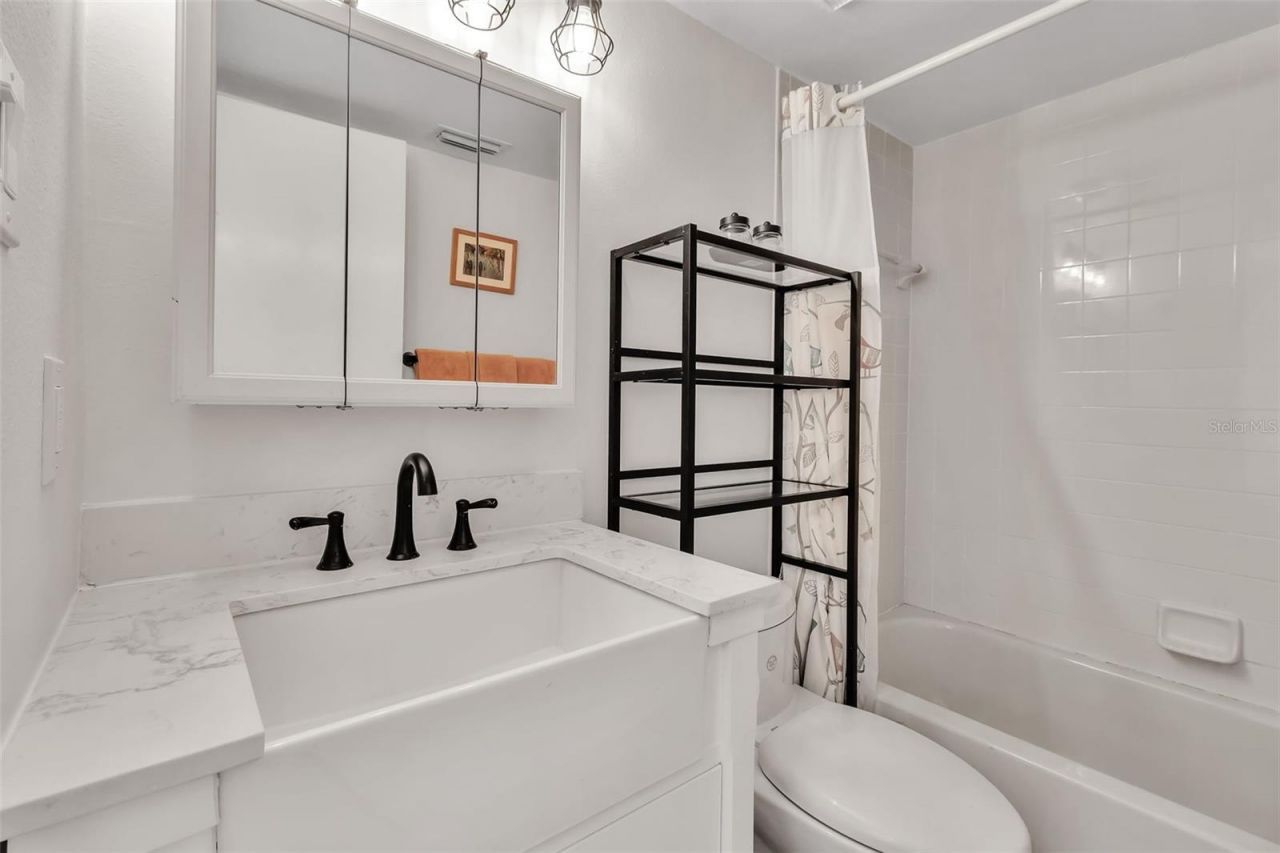 5224 Lake Village Drive, Unit 67, Sarasota, FL 34235 Photo