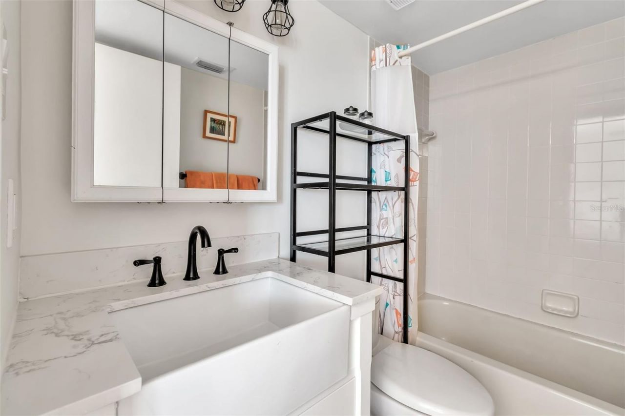 5224 Lake Village Drive, Unit 67, Sarasota, FL 34235 Photo
