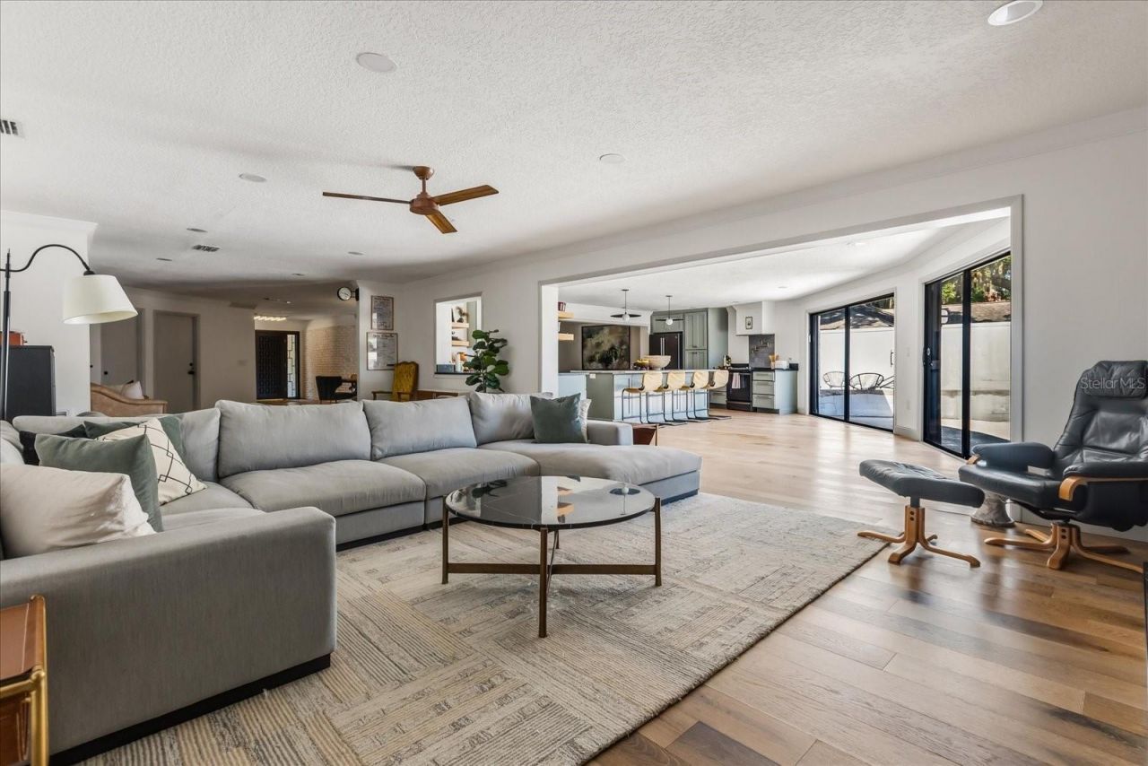 4072 Summerwood Avenue, Orlando, FL 32812 Photo