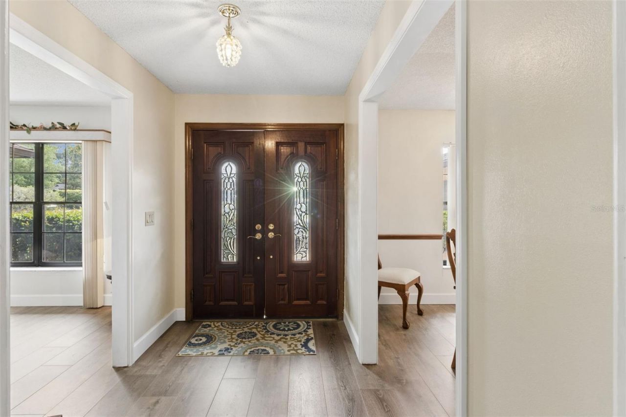 4909 Lake Gatlin Woods Court, Orlando, FL 32806 Photo