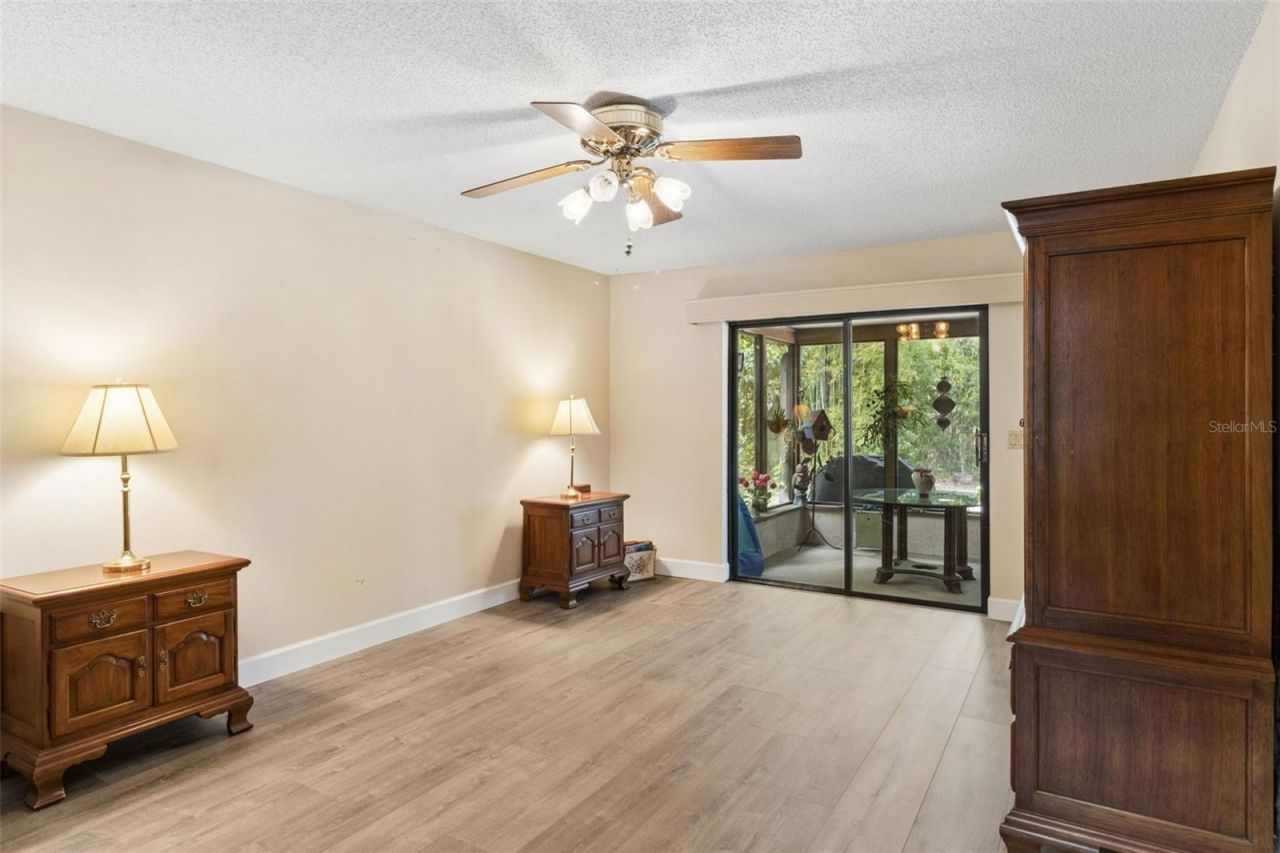 4909 Lake Gatlin Woods Court, Orlando, FL 32806 Photo