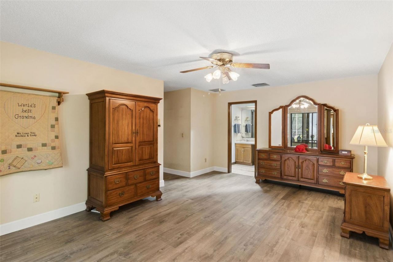 4909 Lake Gatlin Woods Court, Orlando, FL 32806 Photo