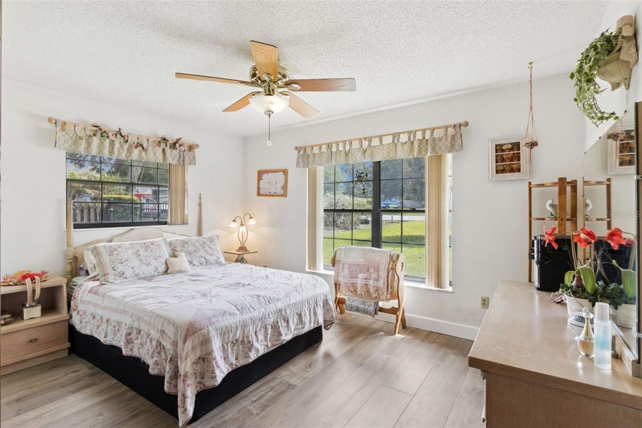 4909 Lake Gatlin Woods Court, Orlando, FL 32806 Photo