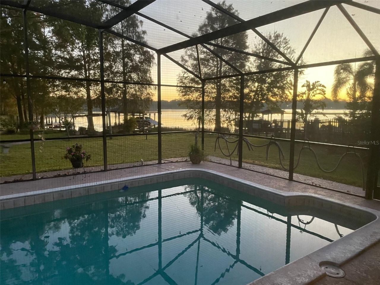 4909 Lake Gatlin Woods Court, Orlando, FL 32806 Photo