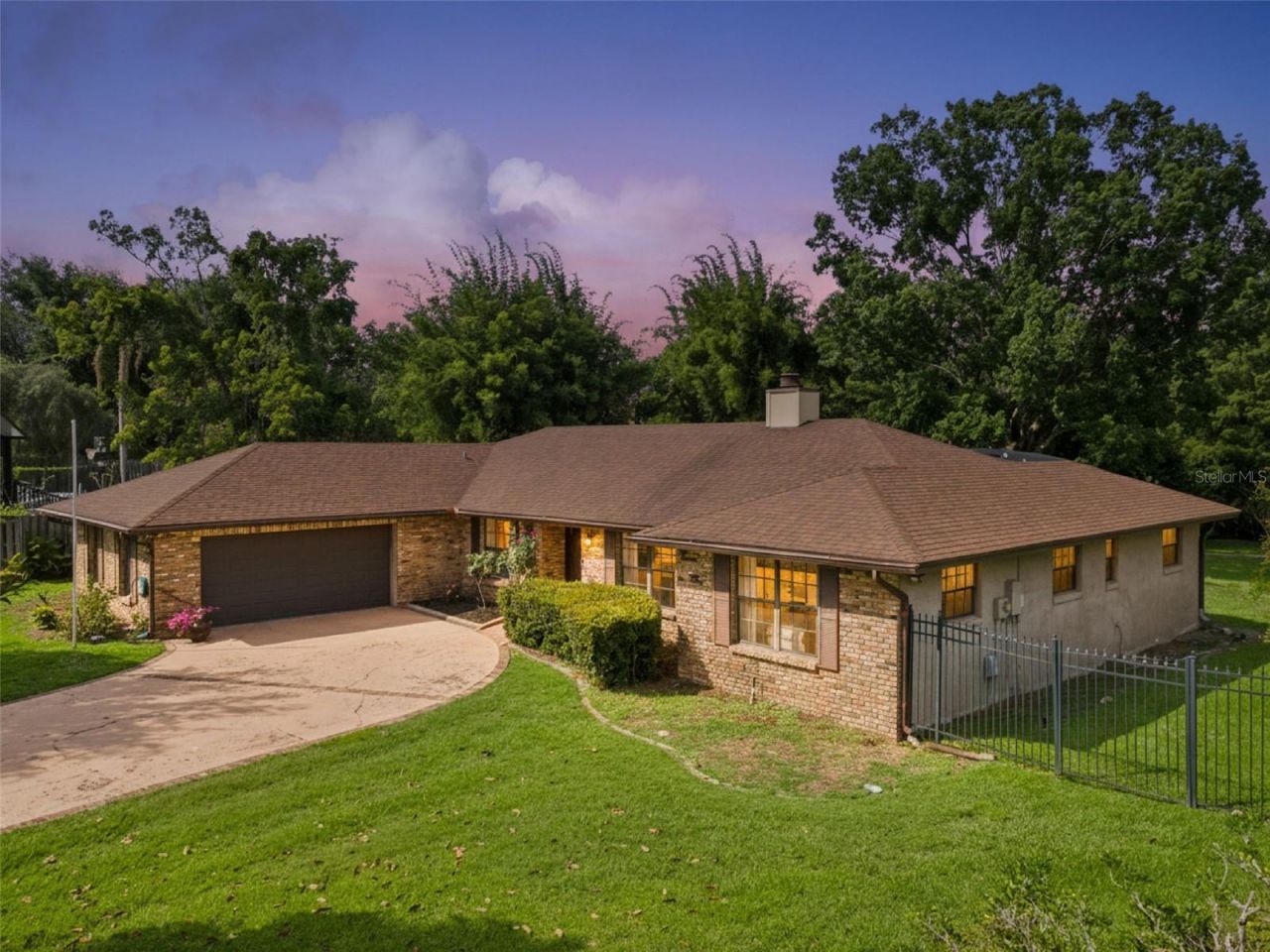 4909 Lake Gatlin Woods Court, Orlando, FL 32806 Photo