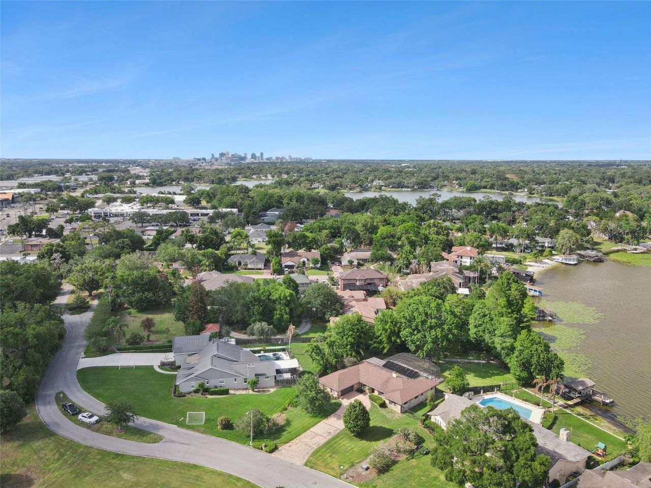 4909 Lake Gatlin Woods Court, Orlando, FL 32806 Photo
