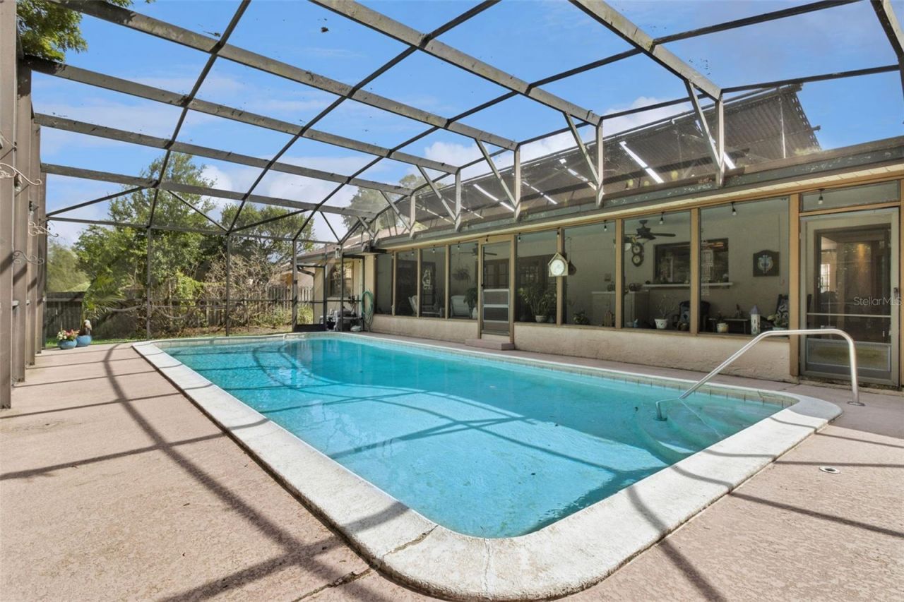 4909 Lake Gatlin Woods Court, Orlando, FL 32806 Photo