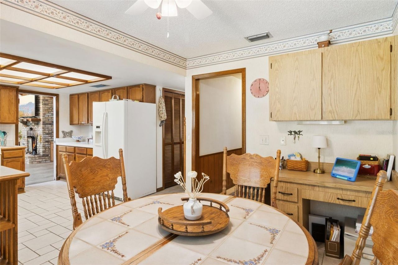 4909 Lake Gatlin Woods Court, Orlando, FL 32806 Photo