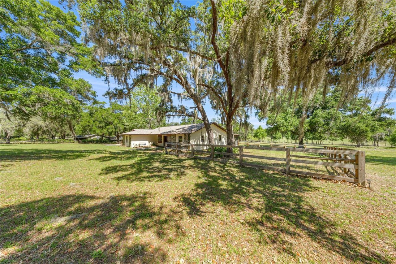 3883 E Westwind Court, Inverness, FL 34453 Photo