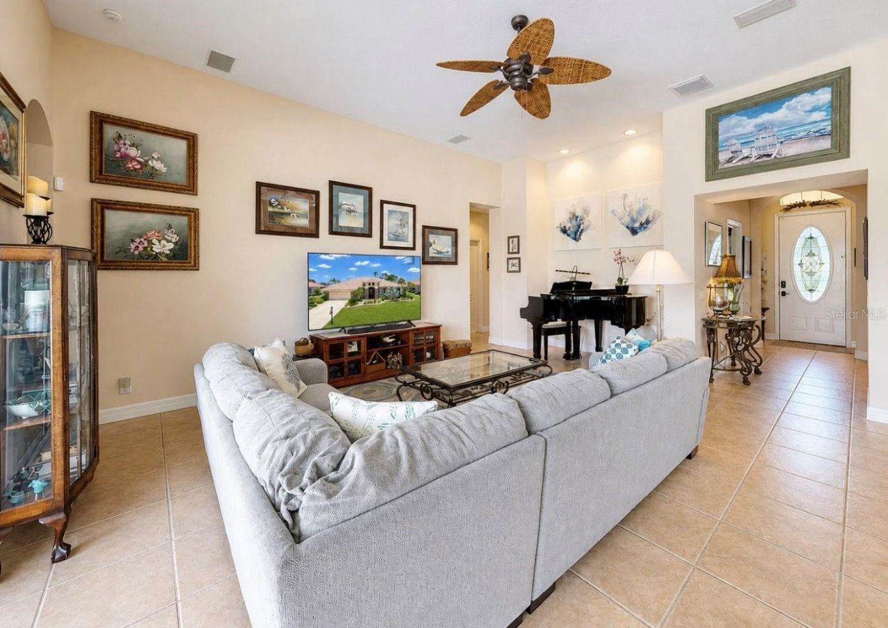 2208 Myrtle Vista Court , Sun City Center, FL 33573 Photo