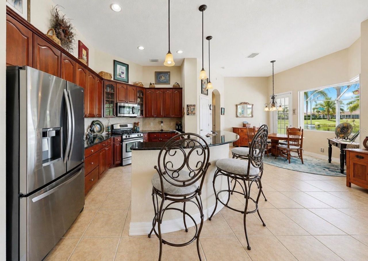 2208 Myrtle Vista Court , Sun City Center, FL 33573 Photo
