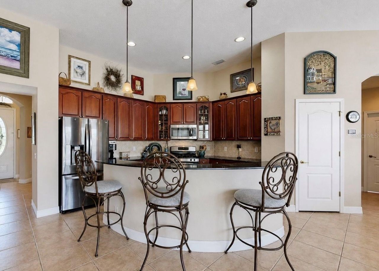 2208 Myrtle Vista Court , Sun City Center, FL 33573 Photo