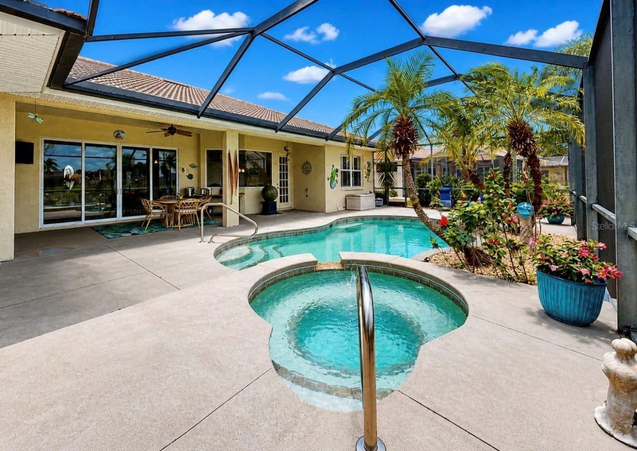 2208 Myrtle Vista Court , Sun City Center, FL 33573 Photo
