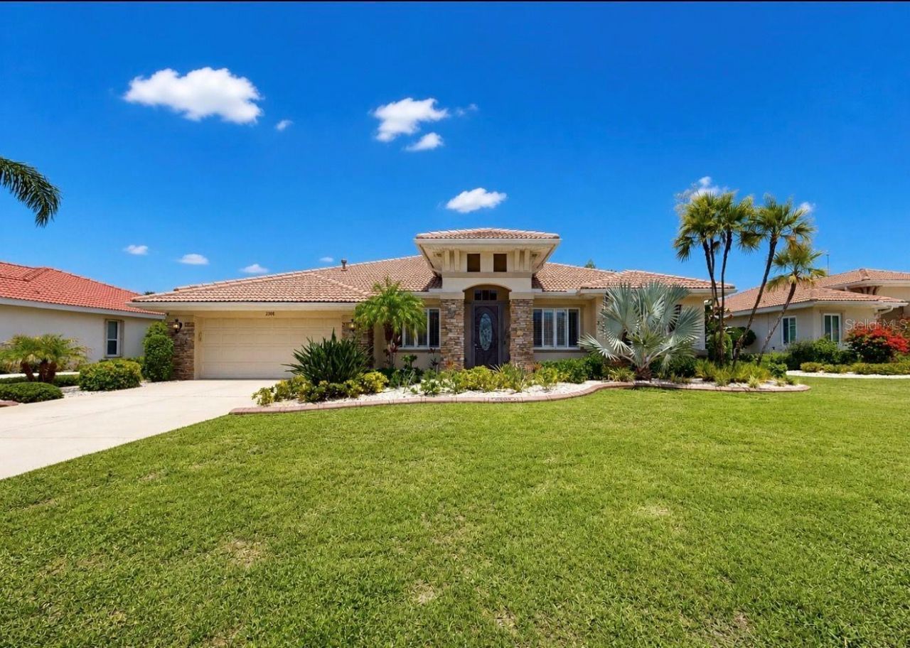 2208 Myrtle Vista Court , Sun City Center, FL 33573 Photo