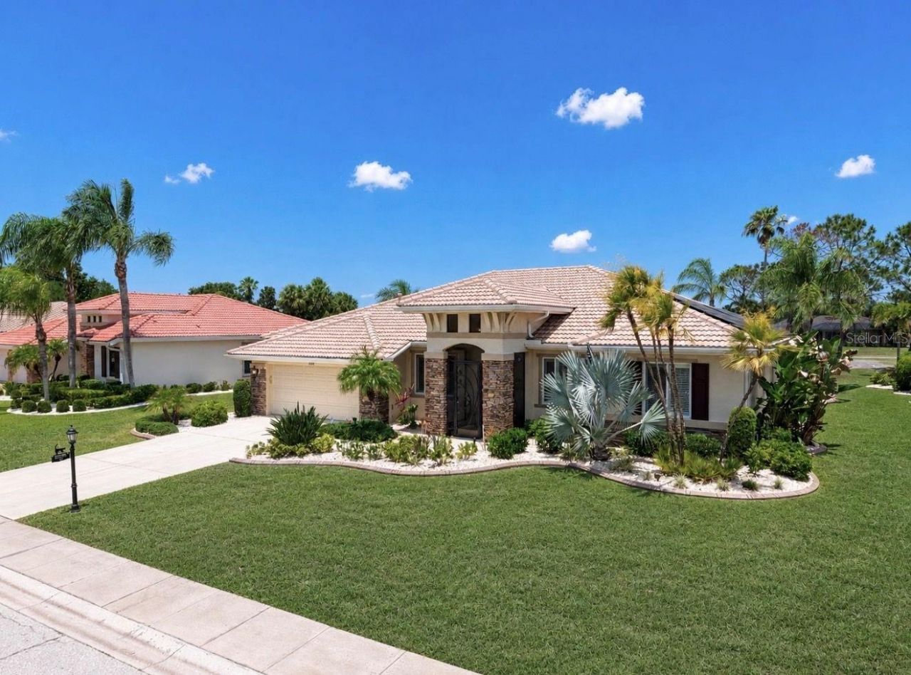 2208 Myrtle Vista Court , Sun City Center, FL 33573 Photo